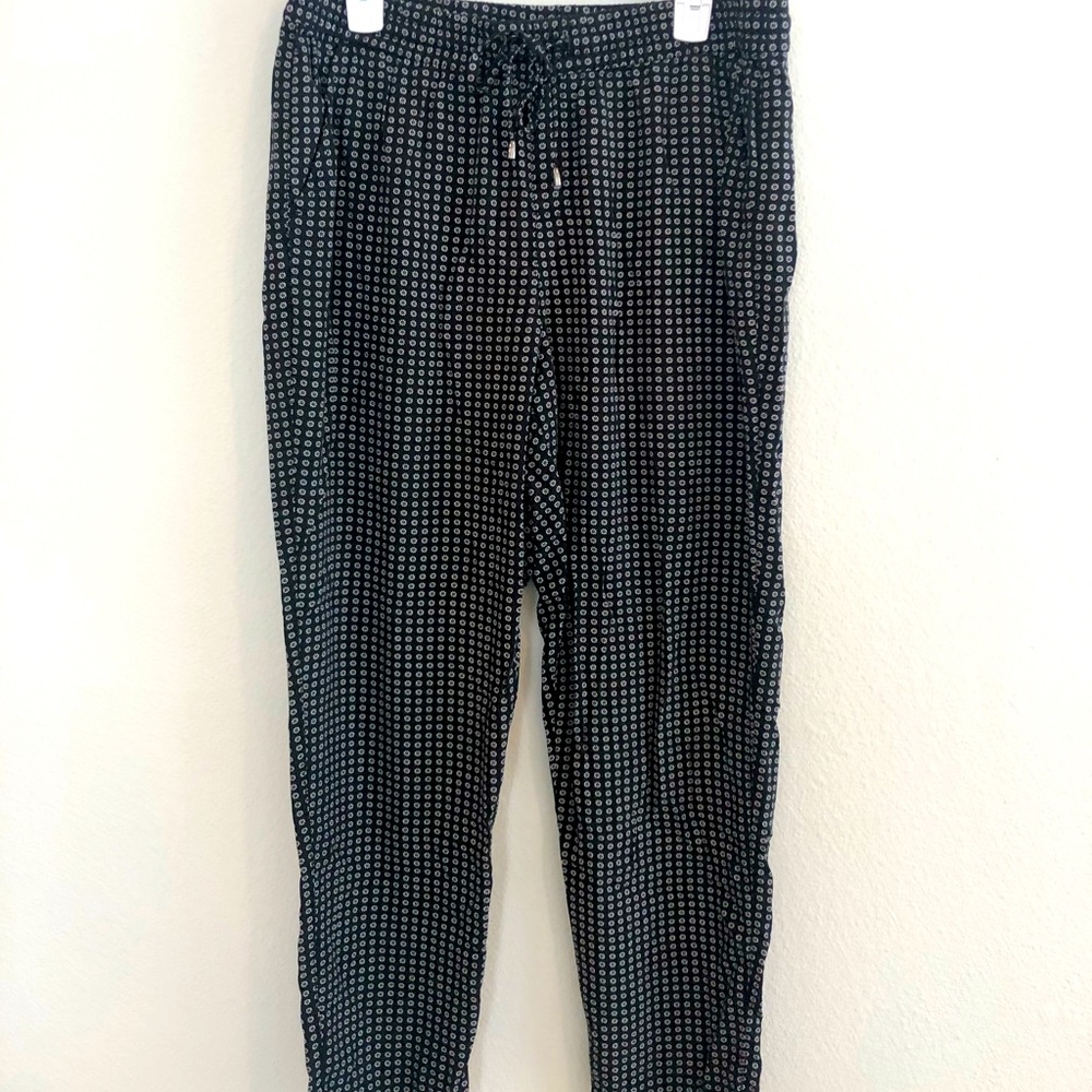 Faded Glory Daisy Joggers